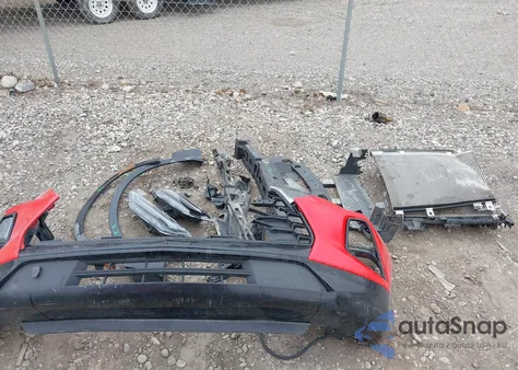 2019 Chevrolet Blazer Rs z USA, uszkodzony, nr VIN 3GNKBJRS1KS655655